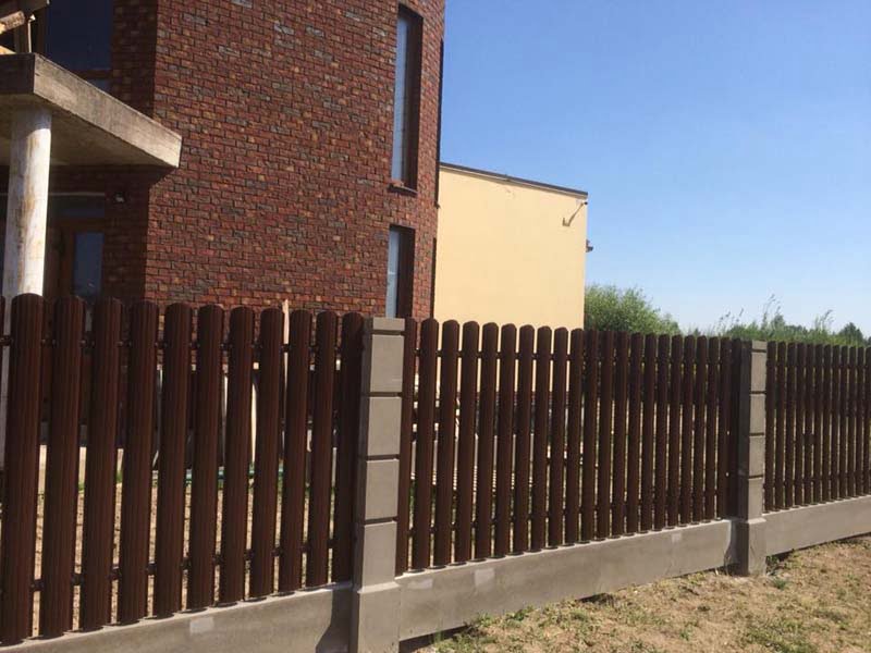 Aluzinc zogi staketa zogi Riga Latvija uzstadisana 24 - Aluzinc, metāla logi, metāla sētas, metāla vārti, bīdāmie vārti Rīgā Aluzinc zogi staketa zogi Riga Latvija uzstadisana 24