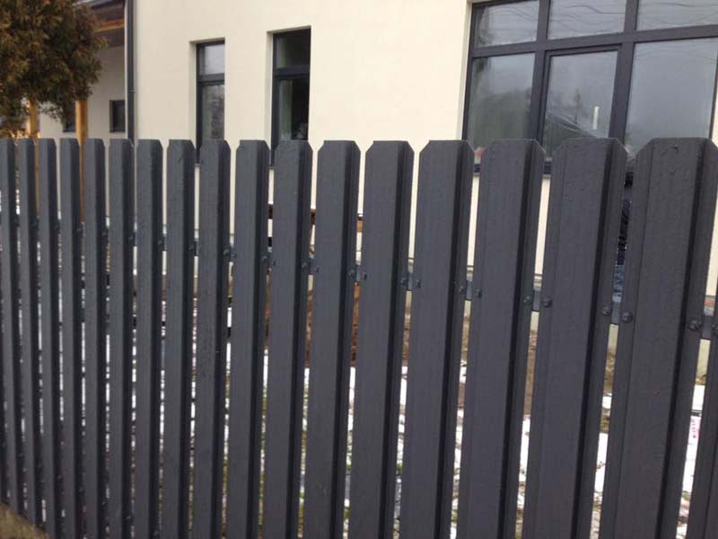 Aluzinc zogi staketa zogi Riga Latvija uzstadisana 2 1 - Aluzinc, metāla logi, metāla sētas, metāla vārti, bīdāmie vārti Rīgā Aluzinc zogi staketa zogi Riga Latvija uzstadisana 2 1