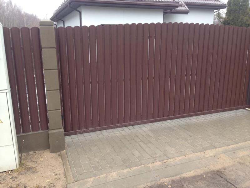 Aluzinc zogi staketa zogi Riga Latvija uzstadisana 6 1 - Aluzinc, metāla logi, metāla sētas, metāla vārti, bīdāmie vārti Rīgā Aluzinc zogi staketa zogi Riga Latvija uzstadisana 6 1