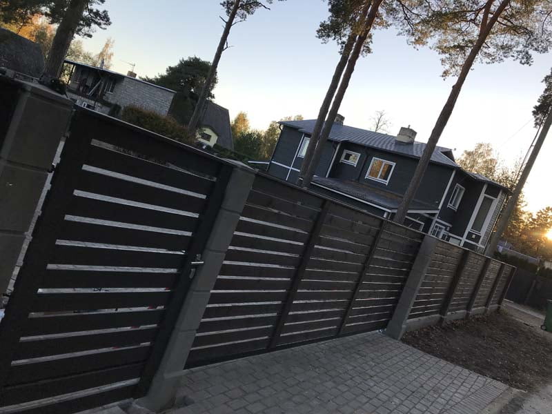 Koka zogi uzstadisana razosana Riga Latvija 43 - Aluzinc, metāla logi, metāla sētas, metāla vārti, bīdāmie vārti Rīgā Koka zogi uzstadisana razosana Riga Latvija 43 - Aluzinc, metāla logi, metāla sētas, metāla vārti, bīdāmie vārti Rīgā