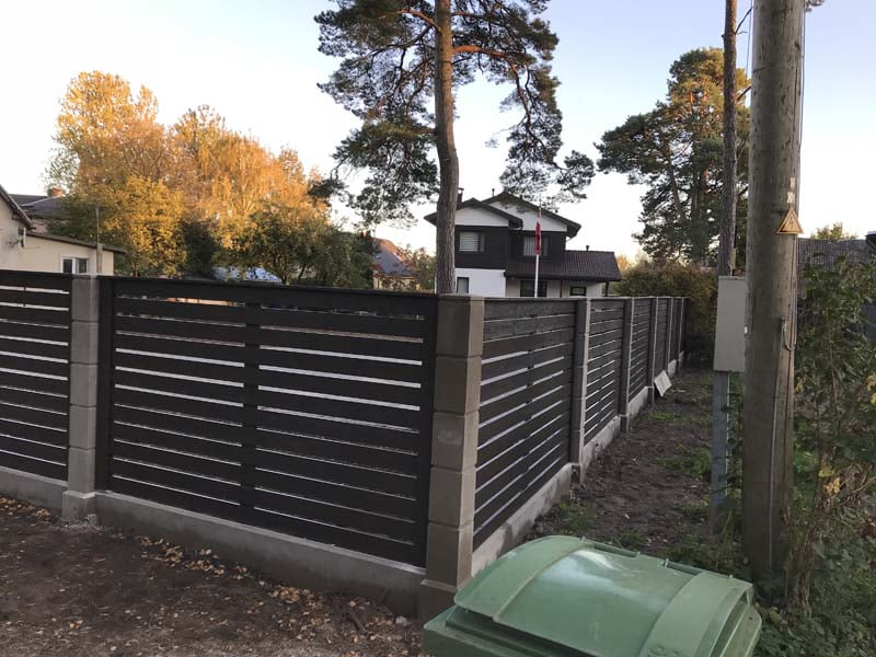 Koka zogi uzstadisana razosana Riga Latvija 44 - Aluzinc, metāla logi, metāla sētas, metāla vārti, bīdāmie vārti Rīgā Koka zogi uzstadisana razosana Riga Latvija 44 - Aluzinc, metāla logi, metāla sētas, metāla vārti, bīdāmie vārti Rīgā