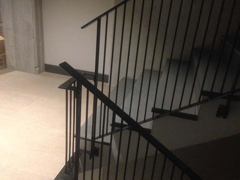 Metala margas uzstadisana razosana Riga Latvija 27 - Aluzinc, metāla logi, metāla sētas, metāla vārti, bīdāmie vārti Rīgā Metala margas uzstadisana razosana Riga Latvija 27 - Aluzinc, metāla logi, metāla sētas, metāla vārti, bīdāmie vārti Rīgā