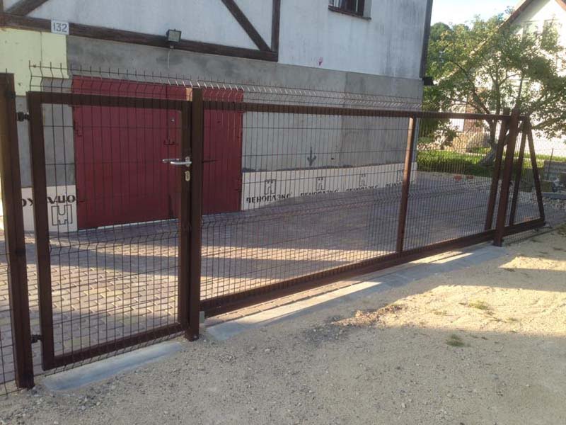 Penelu zogi uzstadisana Riga Latvija 1 - Aluzinc, metāla logi, metāla sētas, metāla vārti, bīdāmie vārti Rīgā Penelu zogi uzstadisana Riga Latvija 1