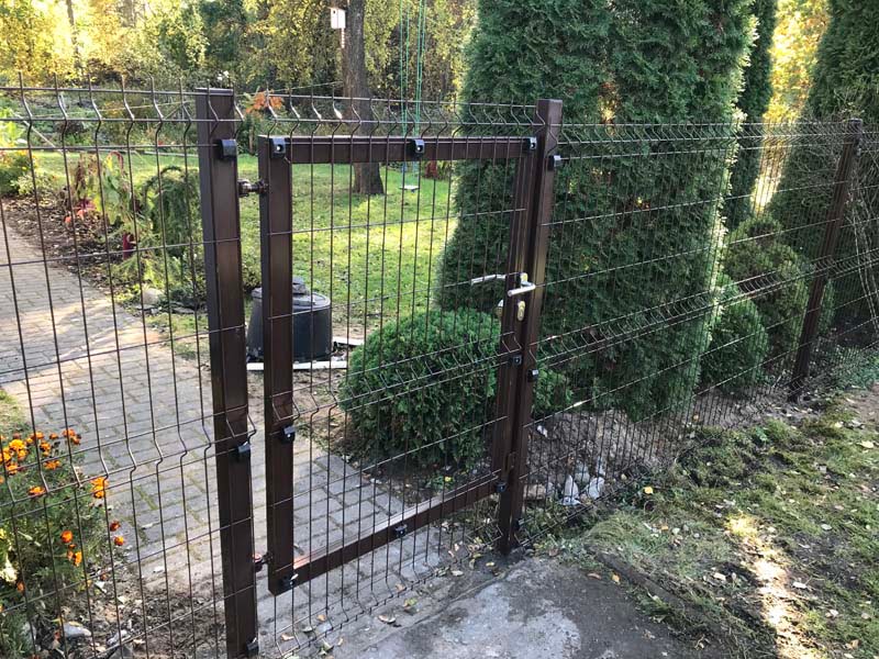 Penelu zogi uzstadisana Riga Latvija 9 - Aluzinc, metāla logi, metāla sētas, metāla vārti, bīdāmie vārti Rīgā Penelu zogi uzstadisana Riga Latvija 9