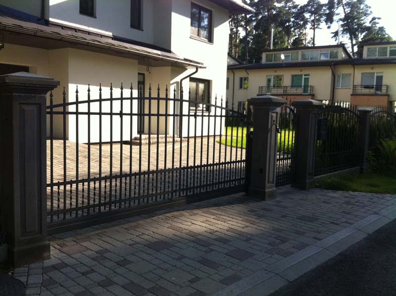 Varti vartu uzstadisana Riga Latvija 14 - Aluzinc, metāla logi, metāla sētas, metāla vārti, bīdāmie vārti Rīgā Varti vartu uzstadisana Riga Latvija 14 - Aluzinc, metāla logi, metāla sētas, metāla vārti, bīdāmie vārti Rīgā