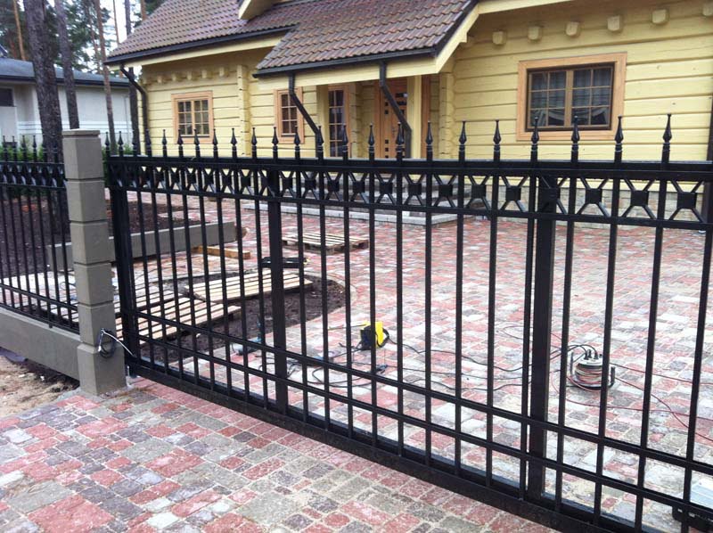 Varti vartu uzstadisana Riga Latvija 16 - Aluzinc, metāla logi, metāla sētas, metāla vārti, bīdāmie vārti Rīgā Varti vartu uzstadisana Riga Latvija 16 - Aluzinc, metāla logi, metāla sētas, metāla vārti, bīdāmie vārti Rīgā