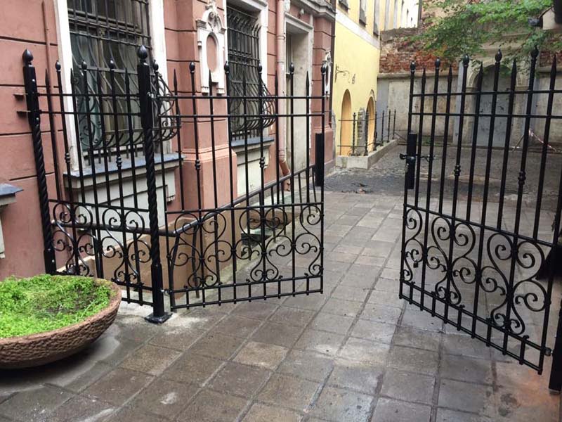 metala zogi uzstadisana razosana Riga Latvija 43 - Aluzinc, metāla logi, metāla sētas, metāla vārti, bīdāmie vārti Rīgā metala zogi uzstadisana razosana Riga Latvija 43 - Aluzinc, metāla logi, metāla sētas, metāla vārti, bīdāmie vārti Rīgā