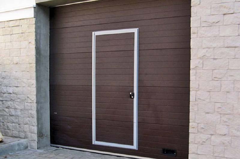 pacelamie varti uzstadisana razosana Riga Latvija 7 - Aluzinc, metāla logi, metāla sētas, metāla vārti, bīdāmie vārti Rīgā pacelamie varti uzstadisana razosana Riga Latvija 7