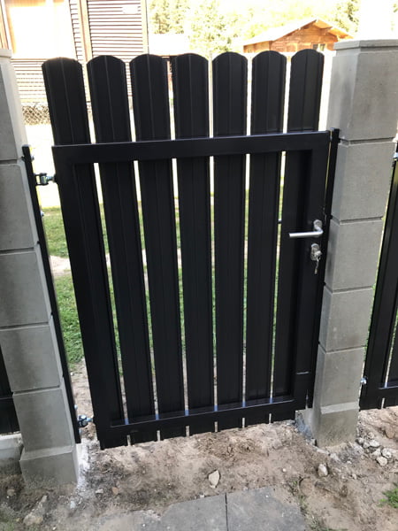 aluzink zogi riga jurmala latvija 1 - Aluzinc, metāla logi, metāla sētas, metāla vārti, bīdāmie vārti Rīgā aluzink zogi riga jurmala latvija 1 - Aluzinc, metāla logi, metāla sētas, metāla vārti, bīdāmie vārti Rīgā