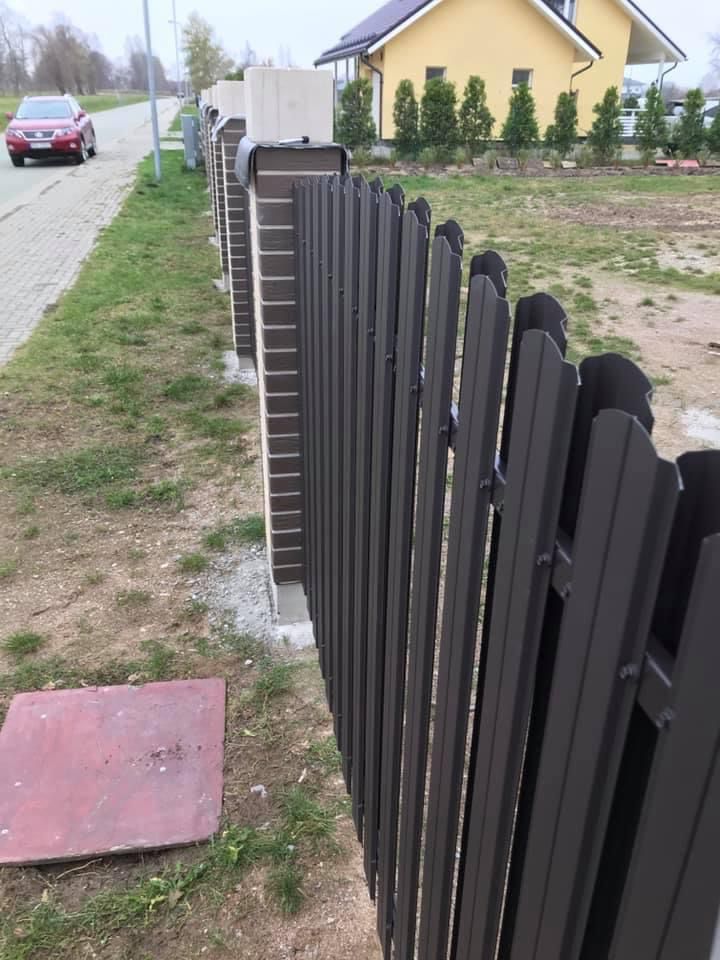 Aluzink zogu uzstadisana Riga Latvija 1 24 - Aluzinc, metāla logi, metāla sētas, metāla vārti, bīdāmie vārti Rīgā Aluzink zogu uzstadisana Riga Latvija 1 24 - Aluzinc, metāla logi, metāla sētas, metāla vārti, bīdāmie vārti Rīgā