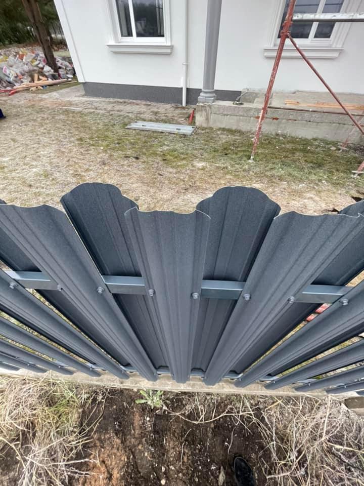 Aluzink zogu uzstadisana Riga Latvija 1 40 - Aluzinc, metāla logi, metāla sētas, metāla vārti, bīdāmie vārti Rīgā Aluzink zogu uzstadisana Riga Latvija 1 40 - Aluzinc, metāla logi, metāla sētas, metāla vārti, bīdāmie vārti Rīgā