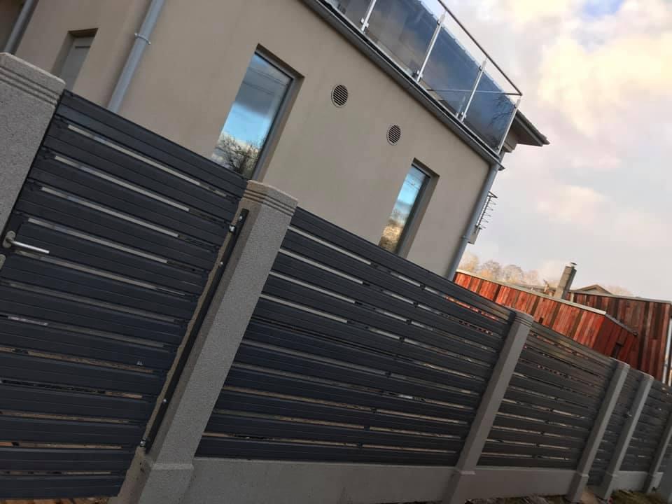 Aluzink zogu uzstadisana Riga Latvija 1 5 - Aluzinc, metāla logi, metāla sētas, metāla vārti, bīdāmie vārti Rīgā Aluzink zogu uzstadisana Riga Latvija 1 5 - Aluzinc, metāla logi, metāla sētas, metāla vārti, bīdāmie vārti Rīgā