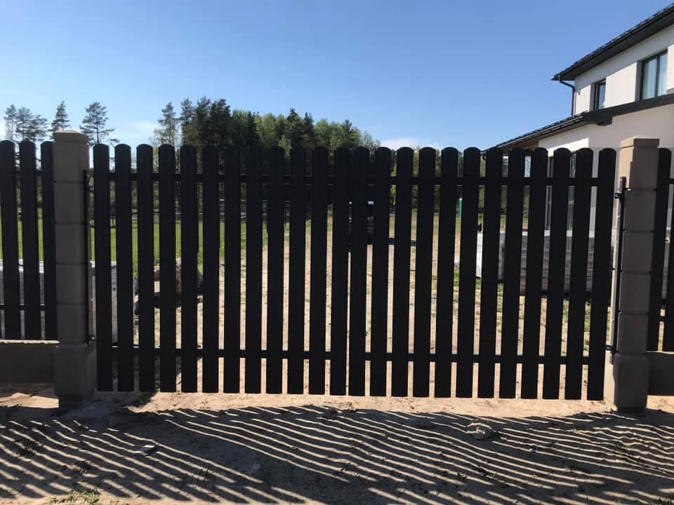 Aluzink zogu uzstadisana Riga Latvija 1 52 - Aluzinc, metāla logi, metāla sētas, metāla vārti, bīdāmie vārti Rīgā Aluzink zogu uzstadisana Riga Latvija 1 52 - Aluzinc, metāla logi, metāla sētas, metāla vārti, bīdāmie vārti Rīgā