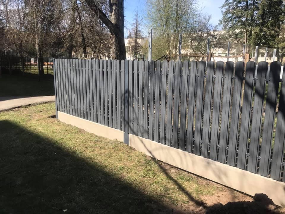 Aluzink zogu uzstadisana Riga Latvija 1 56 - Aluzinc, metāla logi, metāla sētas, metāla vārti, bīdāmie vārti Rīgā Aluzink zogu uzstadisana Riga Latvija 1 56 - Aluzinc, metāla logi, metāla sētas, metāla vārti, bīdāmie vārti Rīgā