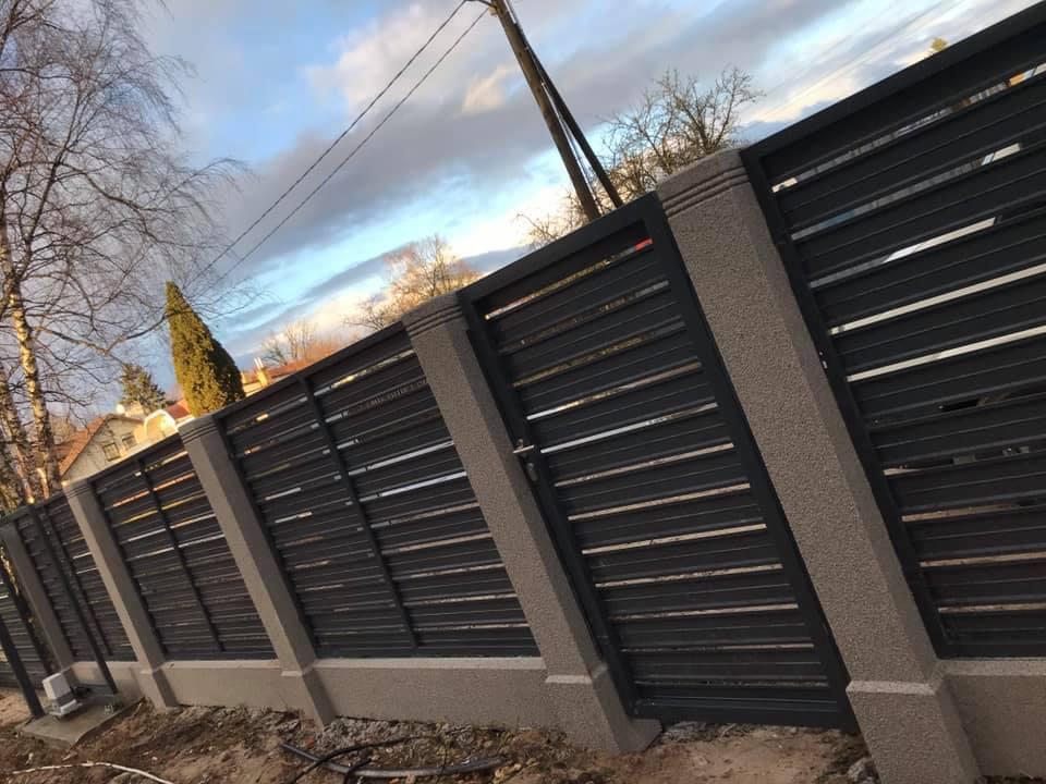 Aluzink zogu uzstadisana Riga Latvija 1 7 - Aluzinc, metāla logi, metāla sētas, metāla vārti, bīdāmie vārti Rīgā Aluzink zogu uzstadisana Riga Latvija 1 7 - Aluzinc, metāla logi, metāla sētas, metāla vārti, bīdāmie vārti Rīgā