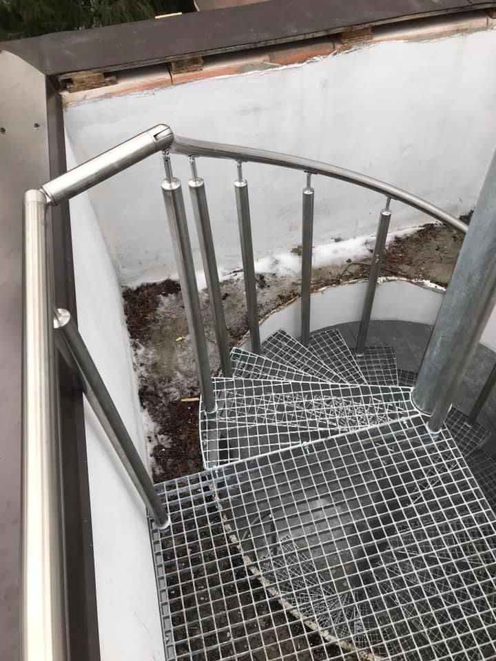 Kapnes uzstadisana Riga Latvija 1 2 - Aluzinc, metāla logi, metāla sētas, metāla vārti, bīdāmie vārti Rīgā Kapnes uzstadisana Riga Latvija 1 2 - Aluzinc, metāla logi, metāla sētas, metāla vārti, bīdāmie vārti Rīgā