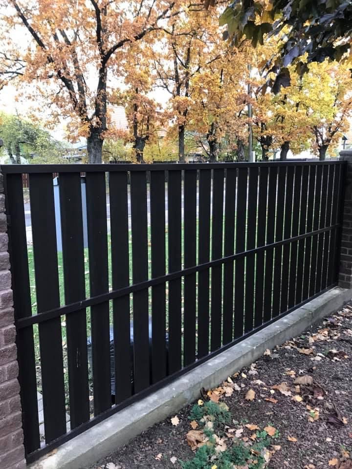 Kompozitmateriala zogu uzstadisana Riga Latvija 1 3 - Aluzinc, metāla logi, metāla sētas, metāla vārti, bīdāmie vārti Rīgā Kompozitmateriala zogu uzstadisana Riga Latvija 1 3 - Aluzinc, metāla logi, metāla sētas, metāla vārti, bīdāmie vārti Rīgā