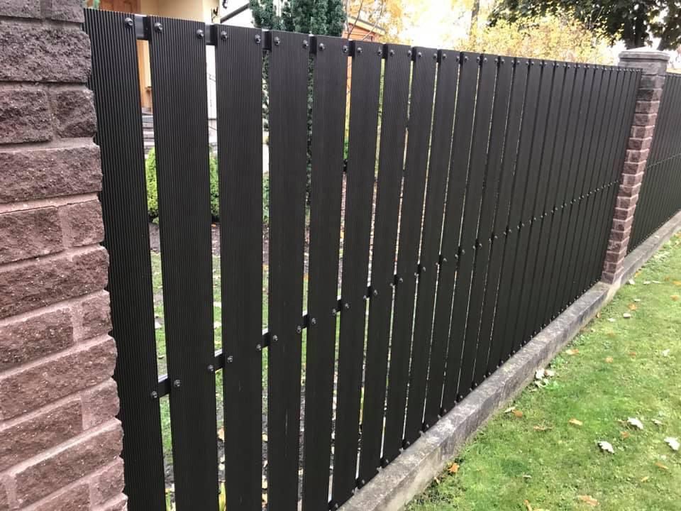 Kompozitmateriala zogu uzstadisana Riga Latvija 1 4 - Aluzinc, metāla logi, metāla sētas, metāla vārti, bīdāmie vārti Rīgā Kompozitmateriala zogu uzstadisana Riga Latvija 1 4 - Aluzinc, metāla logi, metāla sētas, metāla vārti, bīdāmie vārti Rīgā