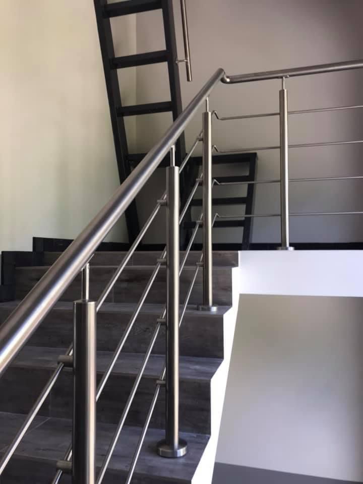 Margas no nerusejosa terauda uzstadisana Riga Latvija 1 2 - Aluzinc, metāla logi, metāla sētas, metāla vārti, bīdāmie vārti Rīgā Margas no nerusejosa terauda uzstadisana Riga Latvija 1 2 - Aluzinc, metāla logi, metāla sētas, metāla vārti, bīdāmie vārti Rīgā