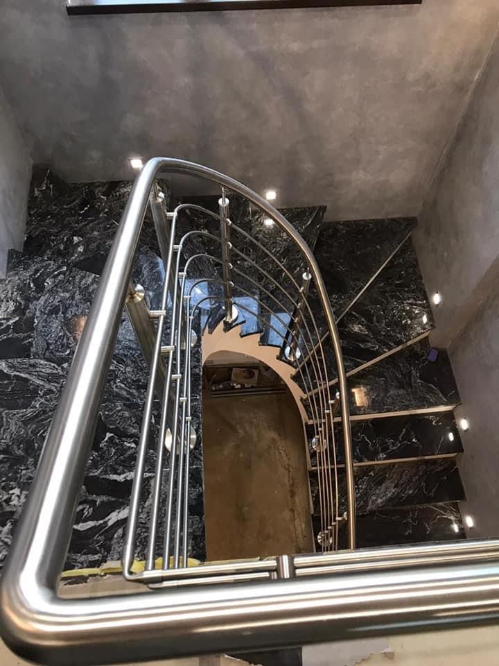 Margas no nerusejosa terauda uzstadisana Riga Latvija 1 26 - Aluzinc, metāla logi, metāla sētas, metāla vārti, bīdāmie vārti Rīgā Margas no nerusejosa terauda uzstadisana Riga Latvija 1 26 - Aluzinc, metāla logi, metāla sētas, metāla vārti, bīdāmie vārti Rīgā