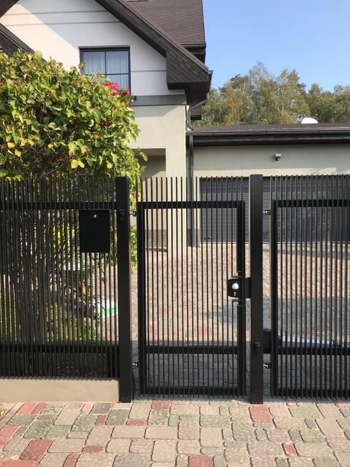 Metala zogu uzstadisana Riga Latvija - Aluzinc, metāla logi, metāla sētas, metāla vārti, bīdāmie vārti Rīgā Metala zogu uzstadisana Riga Latvija - Aluzinc, metāla logi, metāla sētas, metāla vārti, bīdāmie vārti Rīgā