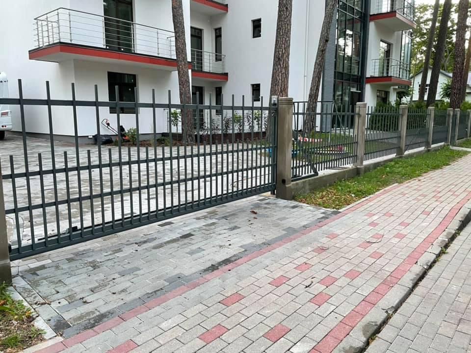 Metala zogu uzstadisana Riga Latvija 1 17 - Aluzinc, metāla logi, metāla sētas, metāla vārti, bīdāmie vārti Rīgā Metala zogu uzstadisana Riga Latvija 1 17 - Aluzinc, metāla logi, metāla sētas, metāla vārti, bīdāmie vārti Rīgā