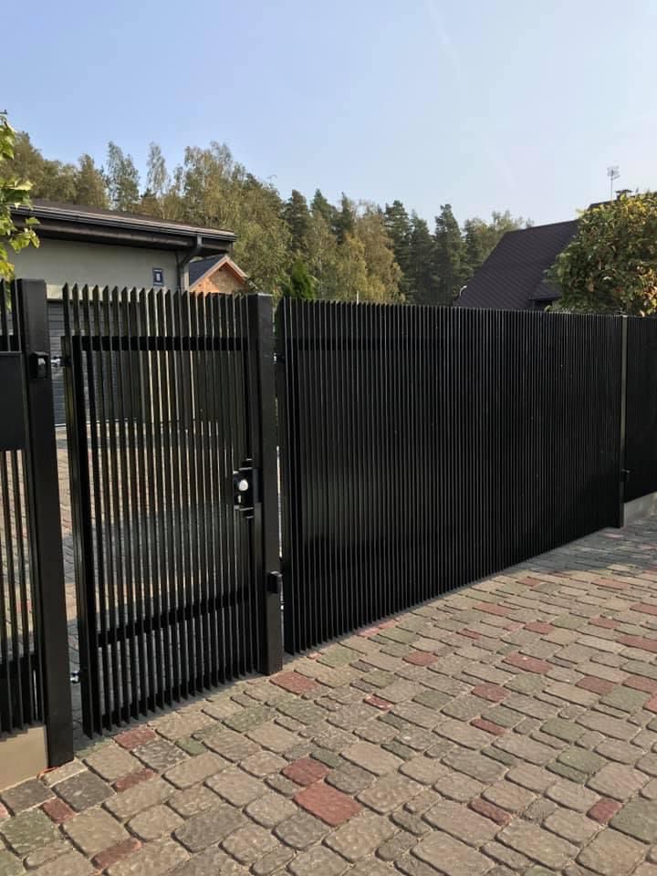 Metala zogu uzstadisana Riga Latvija 1 3 - Aluzinc, metāla logi, metāla sētas, metāla vārti, bīdāmie vārti Rīgā Metala zogu uzstadisana Riga Latvija 1 3 - Aluzinc, metāla logi, metāla sētas, metāla vārti, bīdāmie vārti Rīgā