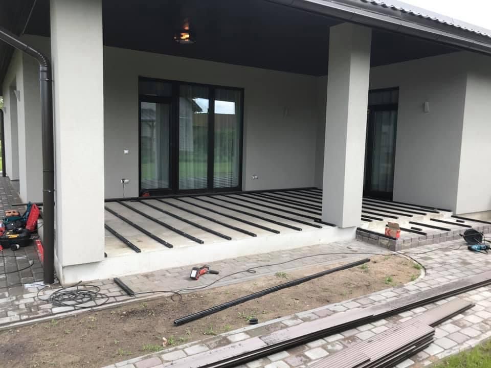 Terases no kompozitmateriala Riga Latvija - Aluzinc, metāla logi, metāla sētas, metāla vārti, bīdāmie vārti Rīgā Terases no kompozitmateriala Riga Latvija - Aluzinc, metāla logi, metāla sētas, metāla vārti, bīdāmie vārti Rīgā