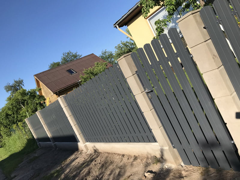 евроштакетник 1 4 - Aluzinc, metāla logi, metāla sētas, metāla vārti, bīdāmie vārti Rīgā евроштакетник 1 4 - Aluzinc, metāla logi, metāla sētas, metāla vārti, bīdāmie vārti Rīgā